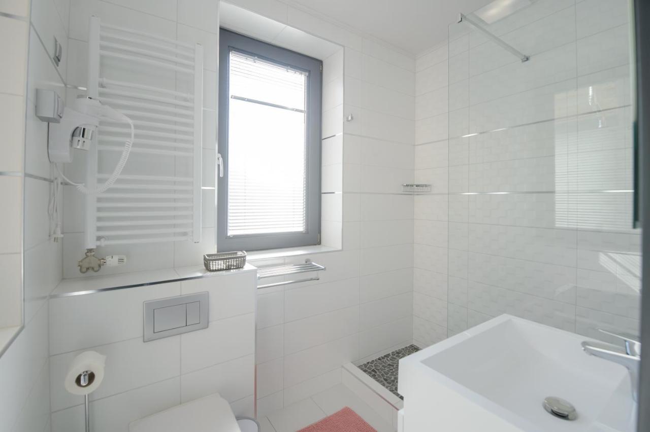Hr Apartmanhaz 埃格尔 外观 照片