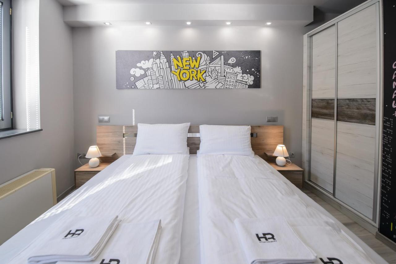 Hr Apartmanhaz 埃格尔 外观 照片