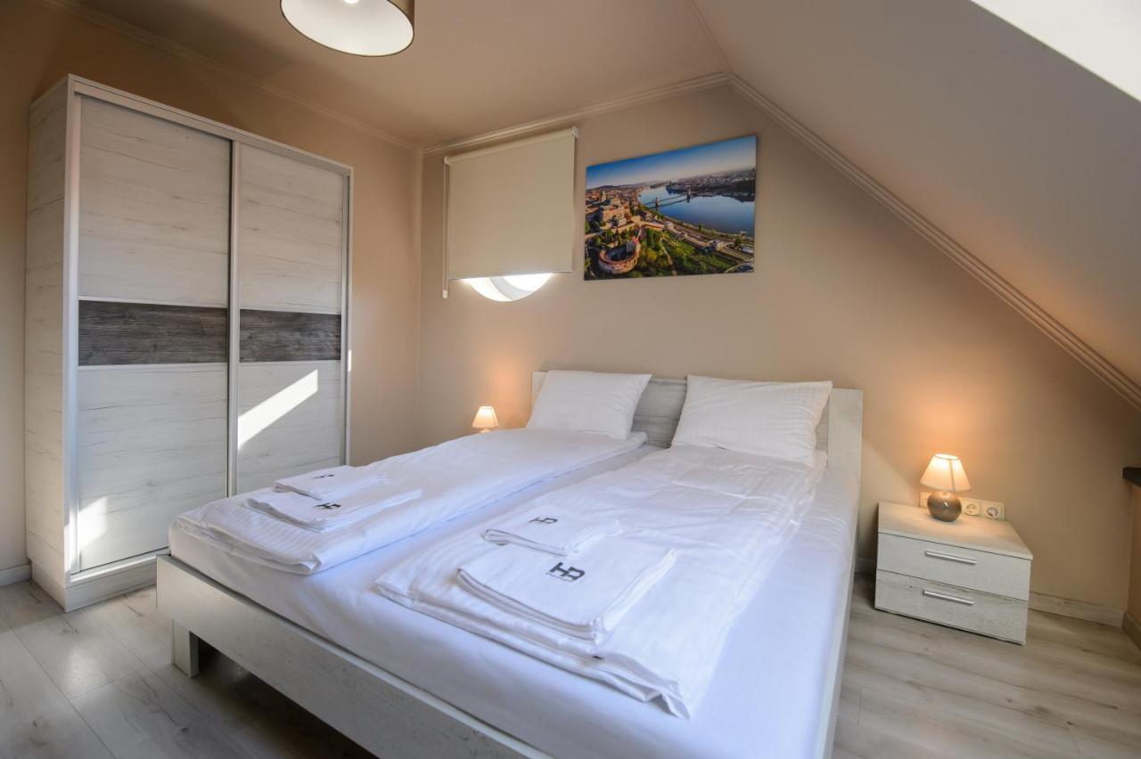 Hr Apartmanhaz 埃格尔 外观 照片